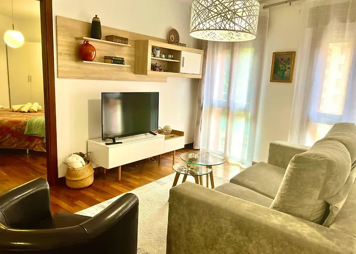 Apartamento Salon Moderno Con Plaza De Garaje Privada