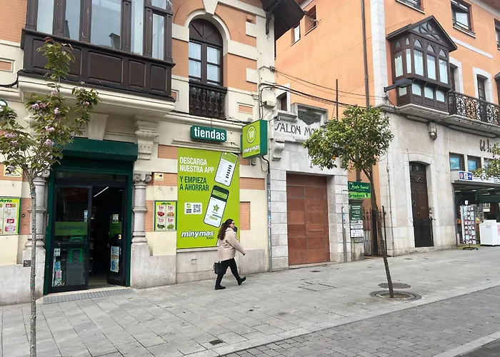 Apartamento Salon Moderno Con Plaza De Garaje Privada