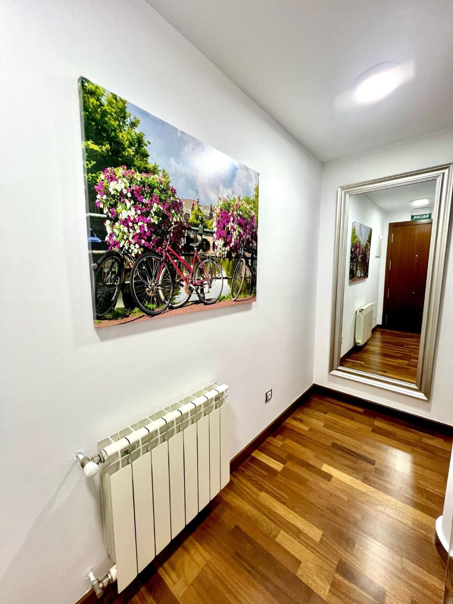 Apartment Salon Moderno Con Plaza De Garaje Privada Llanes